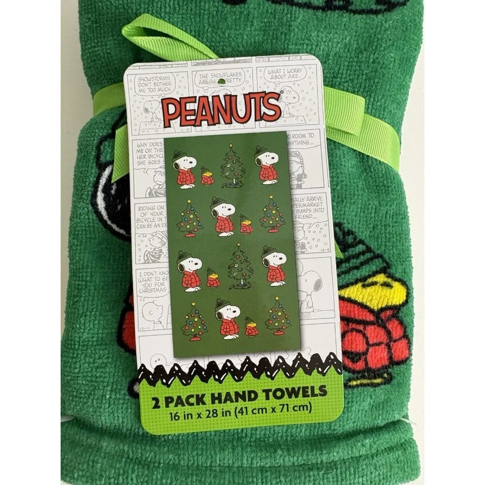 Peanuts Snoopy Puffer Jacket Christmas Theme 2 Pack Hand Towel 16in x 28in NEW
